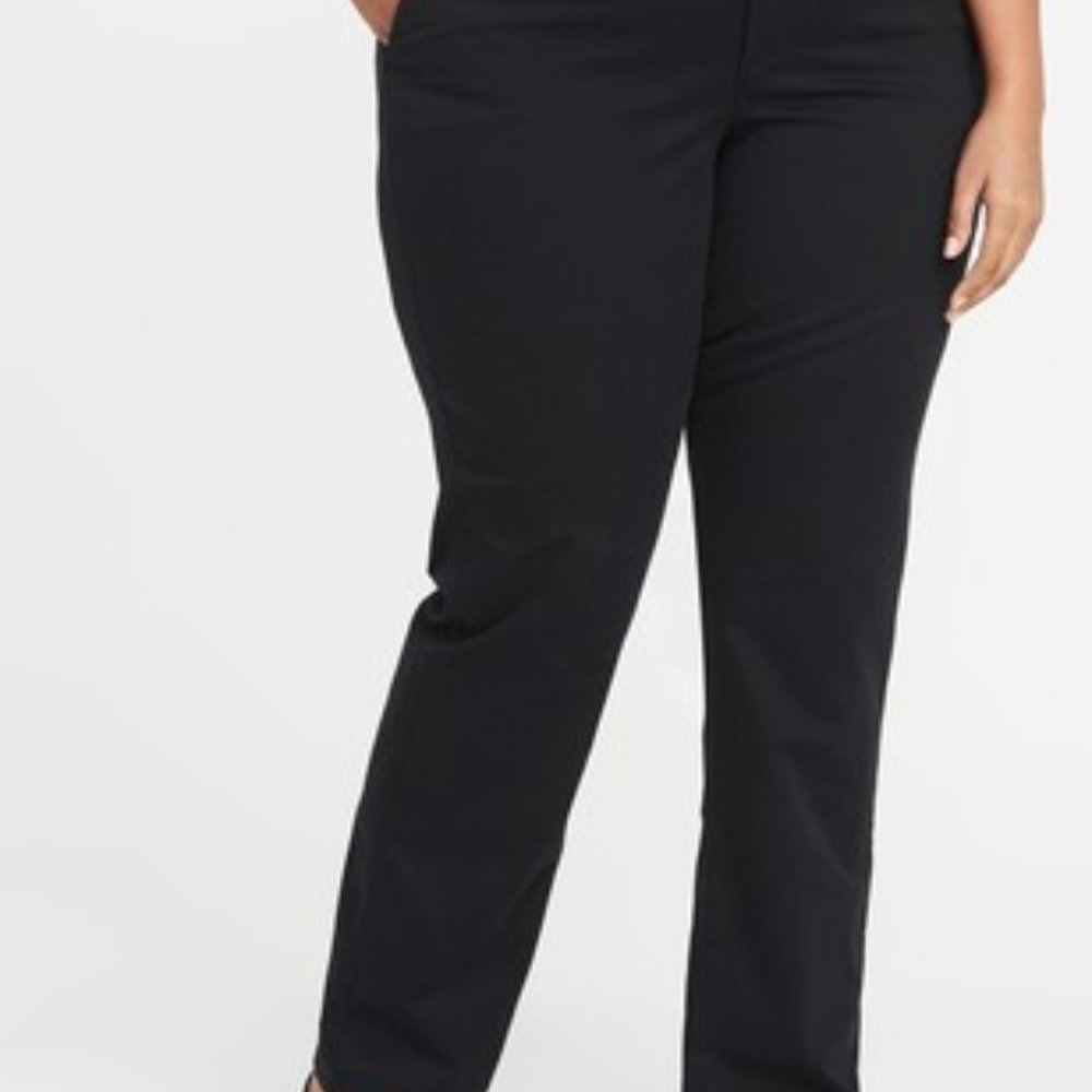 Old Navy Secret-Slim Plus Sized Khakis - Black